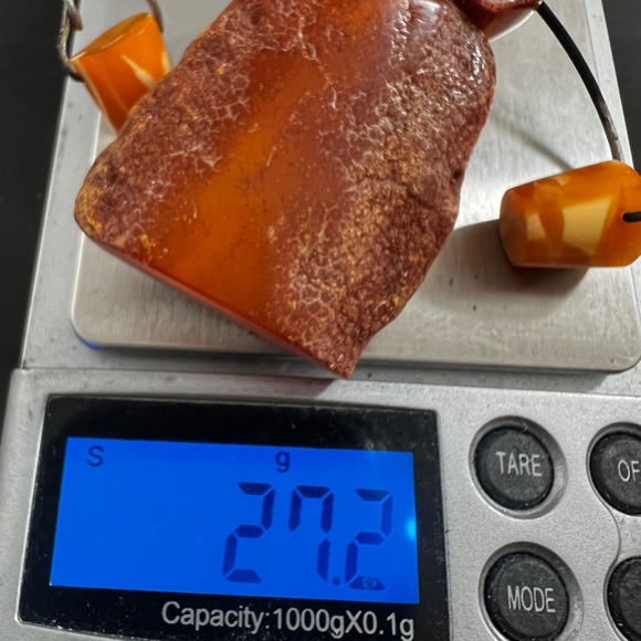 Vintage Butterscotch Baltic Amber Figurine Stone Big from EXPO'67 Montreal 27 g - Picture 14 of 17